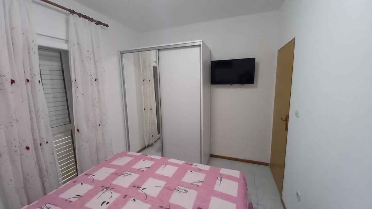 Apartments Mate Vinišće Zewnętrze zdjęcie