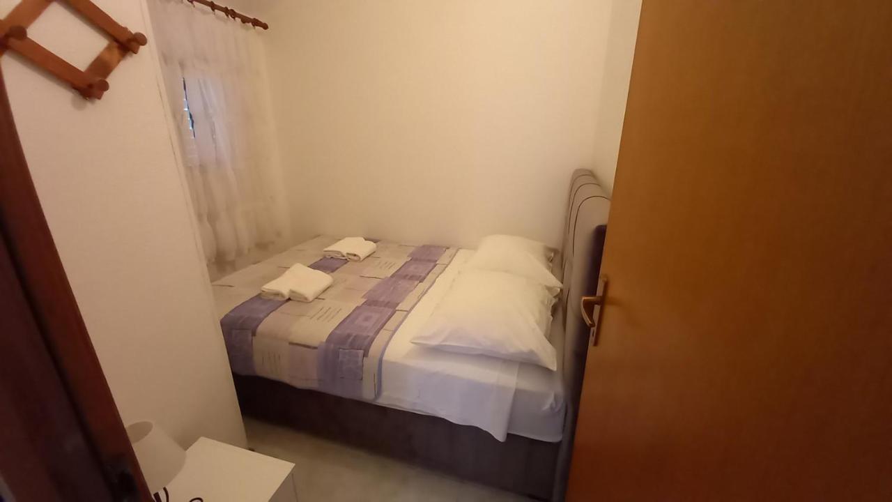 Apartments Mate Vinišće Zewnętrze zdjęcie