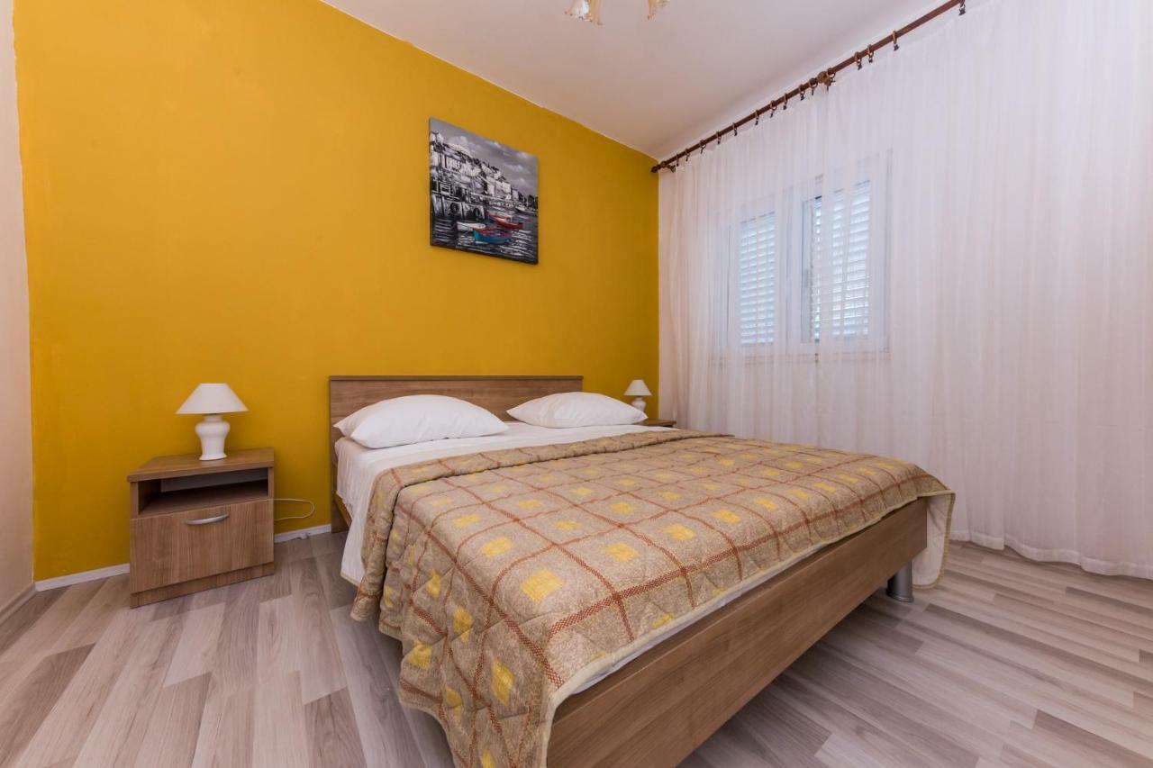 Apartments Mate Vinišće Zewnętrze zdjęcie