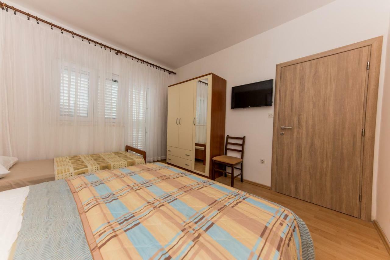 Apartments Mate Vinišće Zewnętrze zdjęcie